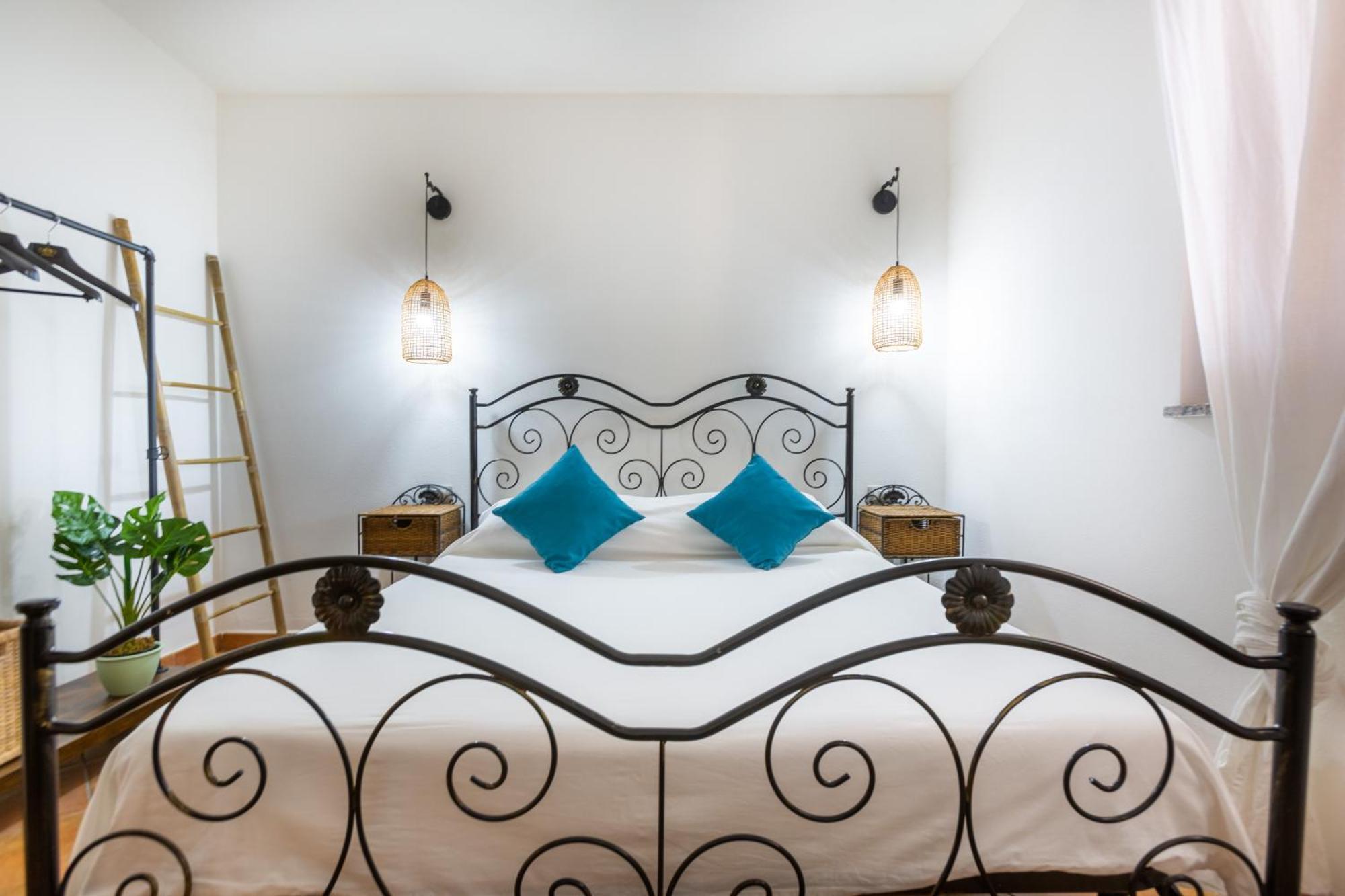 Aetos Home With Shared Swimming Pool - Porto Pino Hill Esterno foto